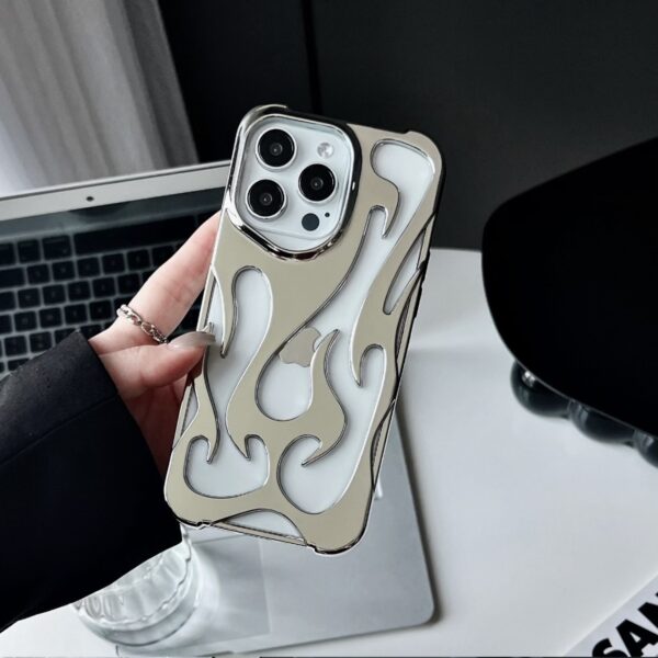 Electroplating Hollow Heat Dissipation Phone Case Flame Pattern High-grade Soft Shell - Image 3